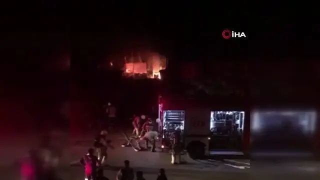 Son dakika haberleri: Silivri'de mobilya atölyesinde korkutan yangın Son dakika haberleri: Silivri'de mobilya atölyesinde korkutan yangın