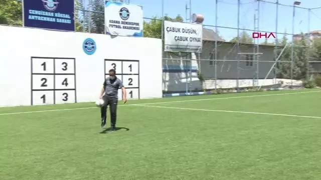 Son dakika haber: ADANA Adana Demirspor'un Bombacı İbosu 1994 yılındaki takım ruhunu gördüm Son dakika haber: ADANA Adana Demirspor'un Bombacı İbosu 1994 yılındaki takım ruhunu gördüm