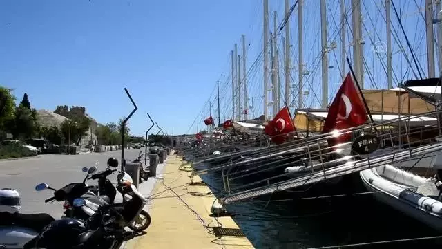 'Tam kapanma' sessizliği sürüyor 'Tam kapanma' sessizliği sürüyor