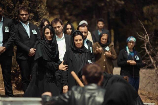 3 bölüm sonra final yapacak olan Çukur'da bir veda daha! Vartolu, Nedim'i öldürdü 3 bölüm sonra final yapacak olan Çukur'da bir veda daha! Vartolu, Nedim'i öldürdü
