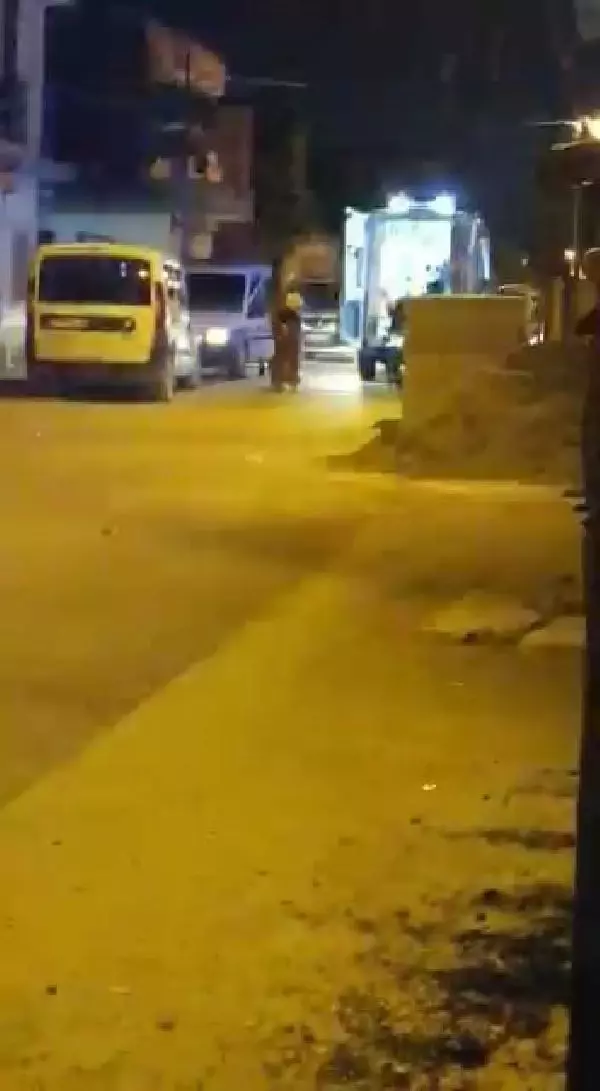 3 kadının yaralandığı silahlı saldırının şüphelileri yakalandı; saldırı anı kamerada 3 kadının yaralandığı silahlı saldırının şüphelileri yakalandı; saldırı anı kamerada