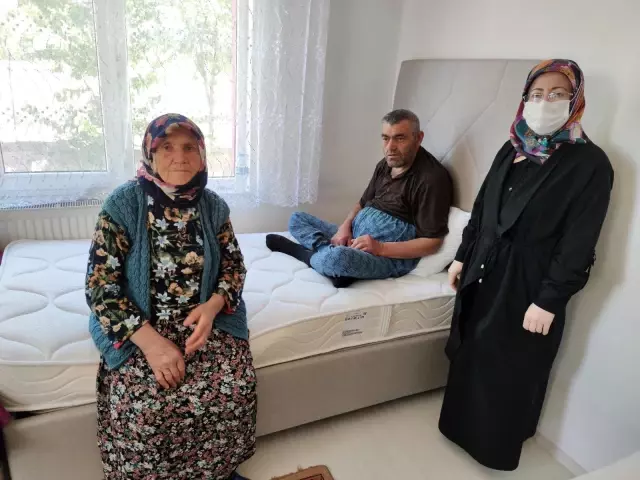 81 yaşındaki fedakar anneye devlet sahip çıktı 81 yaşındaki fedakar anneye devlet sahip çıktı