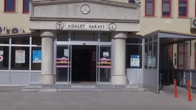 AFYONKARAHİSAR - 2 kişinin öldüğü silahlı kavgada gözaltına alınan 3 zanlı tutuklandı AFYONKARAHİSAR - 2 kişinin öldüğü silahlı kavgada gözaltına alınan 3 zanlı tutuklandı