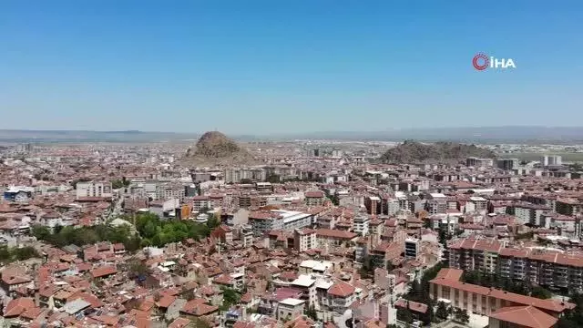 Afyonkarahisar'da 'tam kapanma' meyvesini verdi, vaka sayıları yarı yarıya düştü Afyonkarahisar'da 'tam kapanma' meyvesini verdi, vaka sayıları yarı yarıya düştü