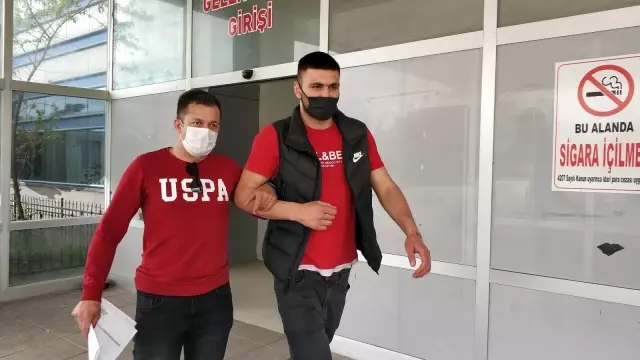 Uyuşturucu tacirlerinin üzerine giden avukat, sokak ortasında saldırıya uğradı Uyuşturucu tacirlerinin üzerine giden avukat, sokak ortasında saldırıya uğradı