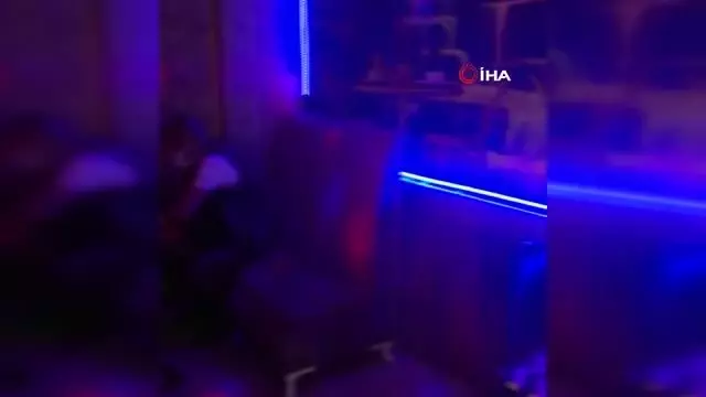 Aynı mekana ikinci baskın: 44 kişiye 174 bin 750 lira ceza Aynı mekana ikinci baskın: 44 kişiye 174 bin 750 lira ceza