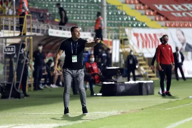 Çağdaş Atan: 'Maçı koparamadık' Çağdaş Atan: 'Maçı koparamadık'