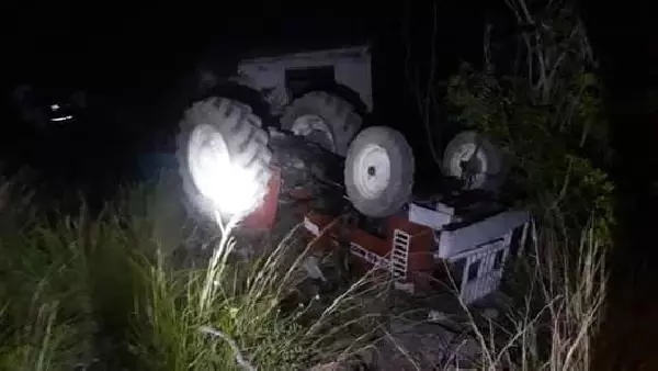 Son dakika: Devrilen traktörün altından kalan Arda öldü, dedesi yaralandı Son dakika: Devrilen traktörün altından kalan Arda öldü, dedesi yaralandı