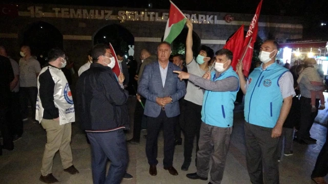 Diyarbakır'da yüzlerce araç konvoyu İsrail zulmünü protesto etti