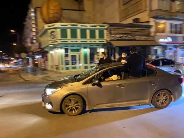İsrail zulmünü kınamak için yüzlerce araçlık konvoy
