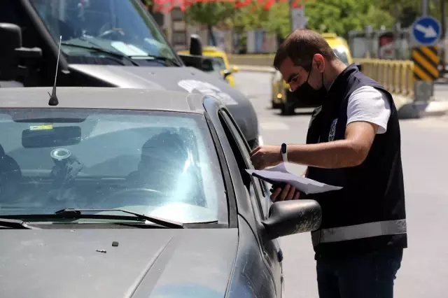 Edirne'de 'tam kapanma' denetimleri devam ediyor Edirne'de 'tam kapanma' denetimleri devam ediyor