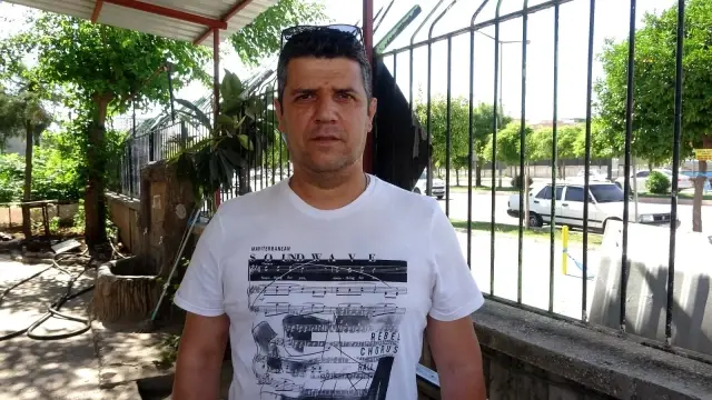 Elinde havai fişek patlayan adamın parmaklarını bulup dondurucuda sakladı Elinde havai fişek patlayan adamın parmaklarını bulup dondurucuda sakladı