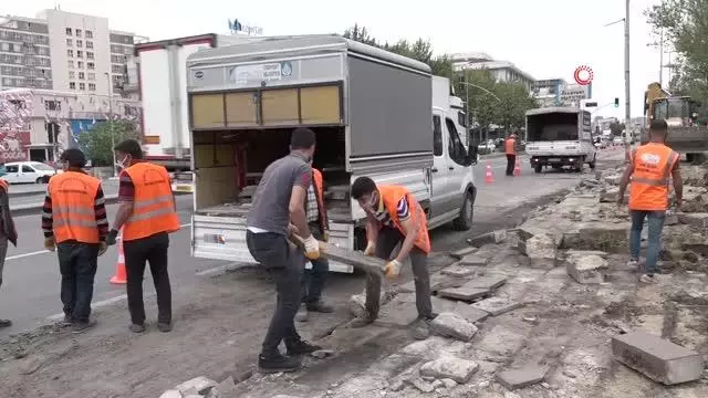 Esenyurt'ta trafik sorununun çözümü için çalışma başlatıldı Esenyurt'ta trafik sorununun çözümü için çalışma başlatıldı