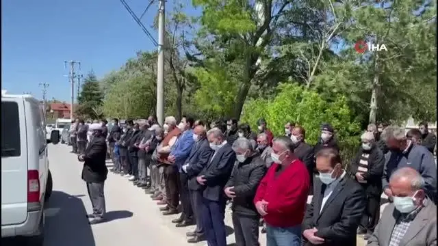 Eski Bakan Akcan'ın acı günü Eski Bakan Akcan'ın acı günü