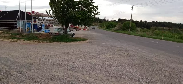Gördes'te jandarma trafik ekiplerinden broşür Gördes'te jandarma trafik ekiplerinden broşür
