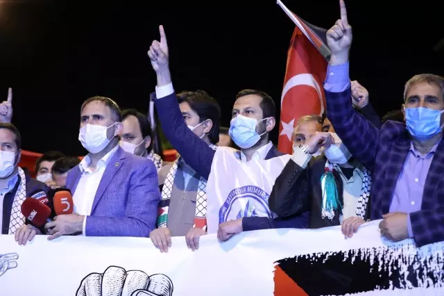 İsrail'in Mescid-i Aksa'ya yönelik saldırıları Ankara'da protesto edildi İsrail'in Mescid-i Aksa'ya yönelik saldırıları Ankara'da protesto edildi