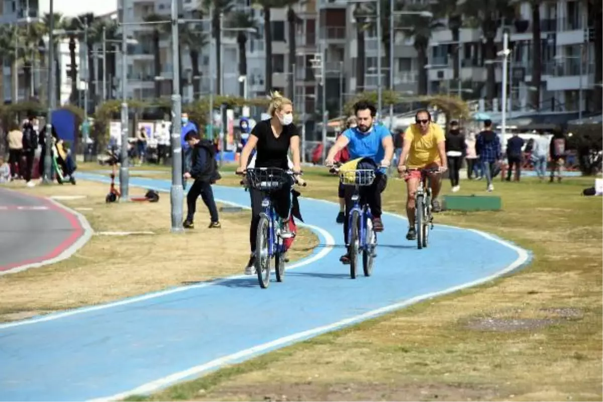 İzmir'de koronavirüs vakaları azalmaya devam ediyor