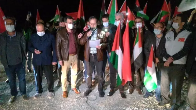 Kütahya'da Filistin'e destek konvoyu Kütahya'da Filistin'e destek konvoyu