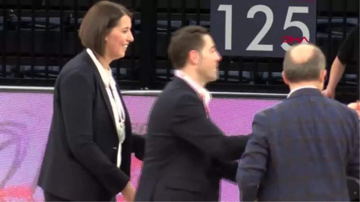 SPOR Başantrenör Lapena ve kaptan Tuğçe Canıtez, şampiyonluğu DHA'ya değerlendirdi