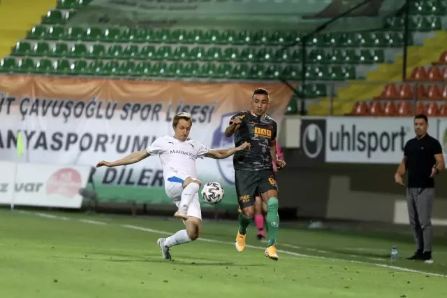 Süper Lig: Aytemiz Alanyaspor: 2 BB Erzurumspor: 1 (İlk yarı) Süper Lig: Aytemiz Alanyaspor: 2 BB Erzurumspor: 1 (İlk yarı)