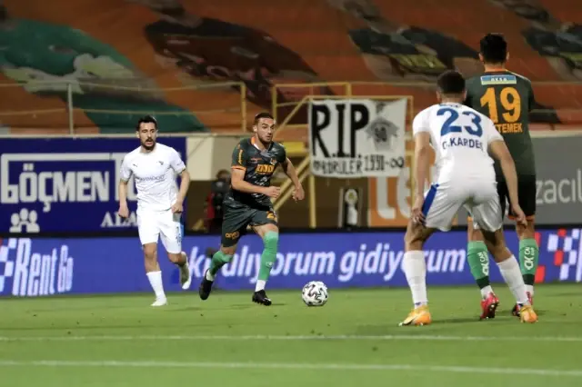 Süper Lig: Aytemiz Alanyaspor: 2 BB Erzurumspor: 1 (İlk yarı) Süper Lig: Aytemiz Alanyaspor: 2 BB Erzurumspor: 1 (İlk yarı)