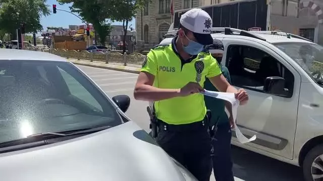 Trakya'da polis ekiplerinin denetimleri sürüyor Trakya'da polis ekiplerinin denetimleri sürüyor