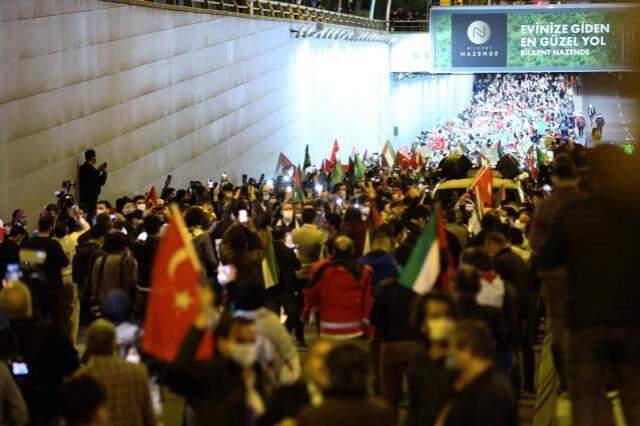 Türkiye tek yürek oldu, Filistin'e destek için sokaklara döküldü Türkiye tek yürek oldu, Filistin'e destek için sokaklara döküldü