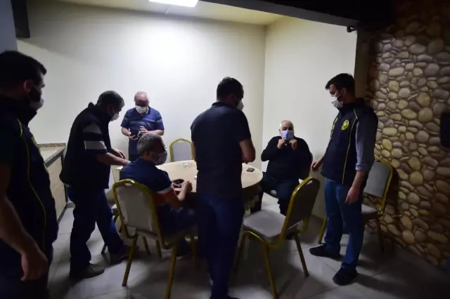 Üstü pastane altı kumarhane Üstü pastane altı kumarhane