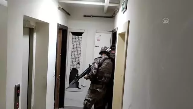 Uyuşturucu operasyonunda çok sayıda şüpheli gözaltına alındı Uyuşturucu operasyonunda çok sayıda şüpheli gözaltına alındı
