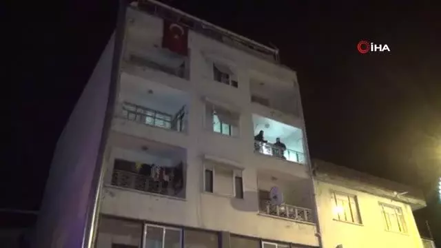 Son dakika haberi! Apartmanda çıkan yangın paniğe sebep oldu Son dakika haberi! Apartmanda çıkan yangın paniğe sebep oldu