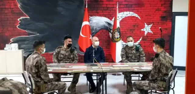 Bakan Soylu; 'Çukurca'da 3 sivili katleden turuncu listedeki terörist öldürüldü' Bakan Soylu; 'Çukurca'da 3 sivili katleden turuncu listedeki terörist öldürüldü'