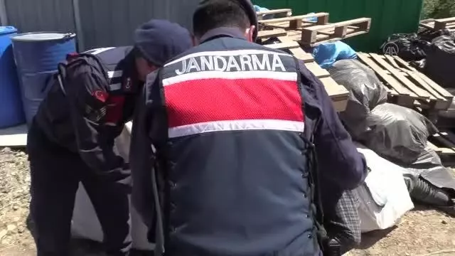 Son dakika haberleri! ÇANAKKALE - Atık toplama merkezinde yangın çıktı (2) Son dakika haberleri! ÇANAKKALE - Atık toplama merkezinde yangın çıktı (2)