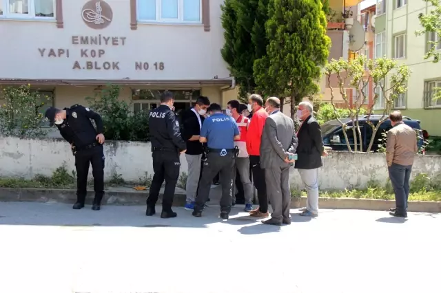 Evde tartıştığı karısını 15 yerinden bıçakladı Evde tartıştığı karısını 15 yerinden bıçakladı