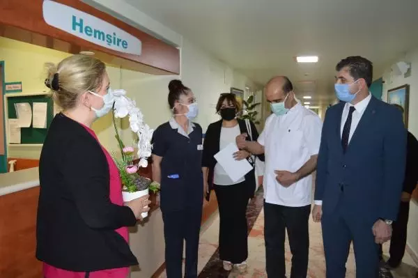 FIRAT ÜNİVERSİTESİ'NDE 'HEMŞİRELER GÜNÜ' KUTLANDI FIRAT ÜNİVERSİTESİ'NDE 'HEMŞİRELER GÜNÜ' KUTLANDI