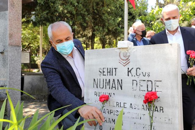 gebze de sehitlik ziyareti 3 14128743 o