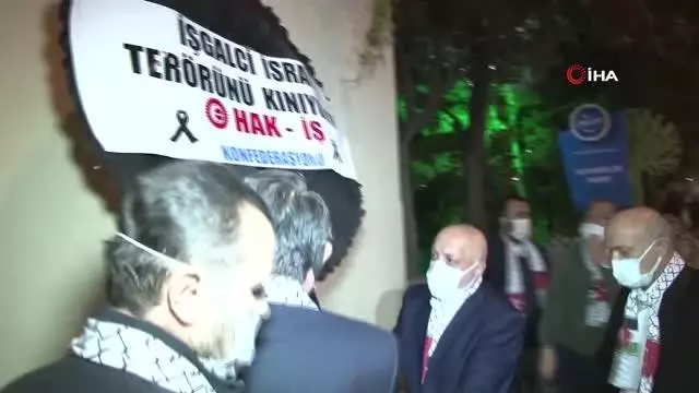 HAK-İŞ Konfederasyonu Ankara'daki İsrail konutuna siyah çelenk bıraktı HAK-İŞ Konfederasyonu Ankara'daki İsrail konutuna siyah çelenk bıraktı