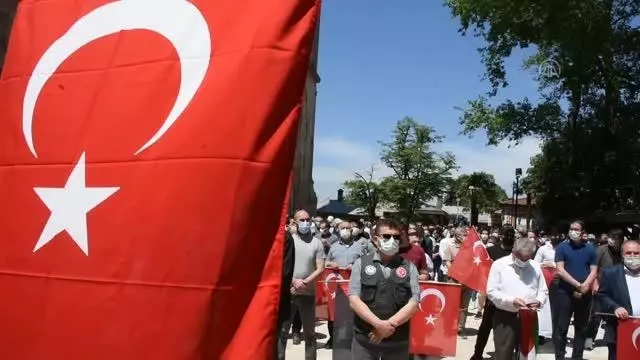 Son dakika haberleri... İsrail'in saldırılarında şehit olan Filistinliler için Bursa'da gıyabi cenaze namazı kılındı Son dakika haberleri... İsrail'in saldırılarında şehit olan Filistinliler için Bursa'da gıyabi cenaze namazı kılındı