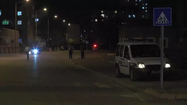 Kayseri'de iki grubun kavgası kanlı bitti: 2 yaralı Kayseri'de iki grubun kavgası kanlı bitti: 2 yaralı