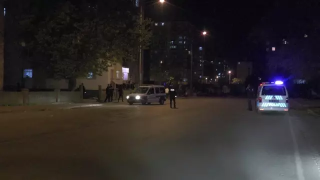 Kayseri'de iki grubun kavgası kanlı bitti: 2 yaralı Kayseri'de iki grubun kavgası kanlı bitti: 2 yaralı