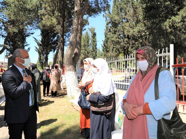 korfez de sehitler icin karanfil birakildi 3 14128277 o