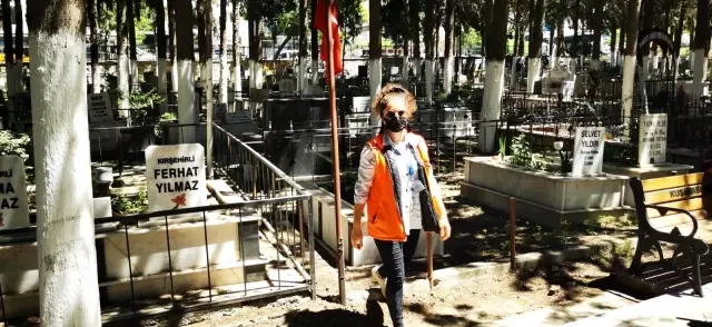 Son dakika haber | Kuşadası'nda şehitlikler boş kalmadı Son dakika haber | Kuşadası'nda şehitlikler boş kalmadı