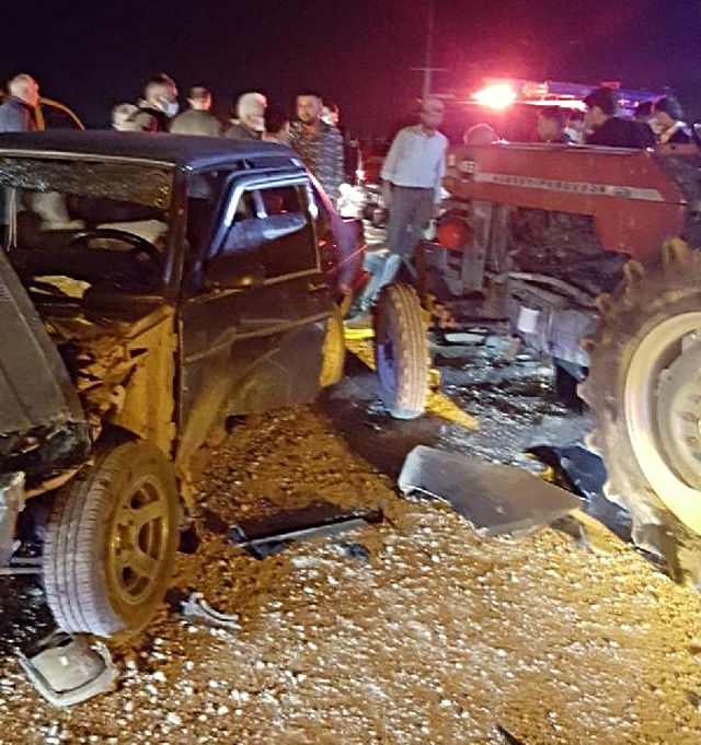 Malatya'da traktör ile otomobil çarpıştı: 5 yaralı