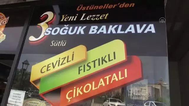 ŞANLIURFA - Gastronomi kentlerinde soğuk baklavaya ilgi artıyor ŞANLIURFA - Gastronomi kentlerinde soğuk baklavaya ilgi artıyor