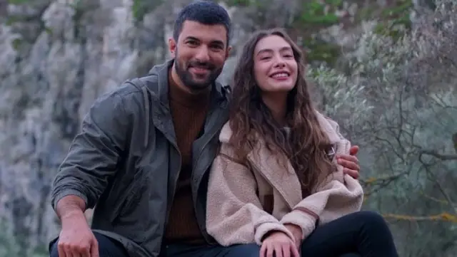 Engin Akyürek, Sefirin Kızı'nda çalışan herkese teşekkür ederken eski rol arkadaşı Neslihan Atagül'ün adını anmadı Engin Akyürek, Sefirin Kızı'nda çalışan herkese teşekkür ederken eski rol arkadaşı Neslihan Atagül'ün adını anmadı