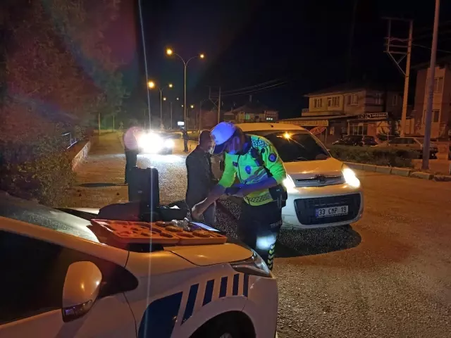 Şuhut'ta trafik ekiplerinden alkol denetimi Şuhut'ta trafik ekiplerinden alkol denetimi
