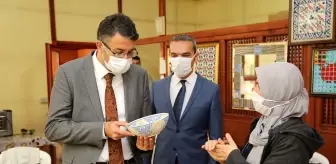 Kütahya: Vali Ali Çelik: 'Kadın girişimcilerin üretimin parçası olmasından memnuniyet duyuyoruz' Kütahya: Vali Ali Çelik: 'Kadın girişimcilerin üretimin parçası olmasından memnuniyet duyuyoruz'