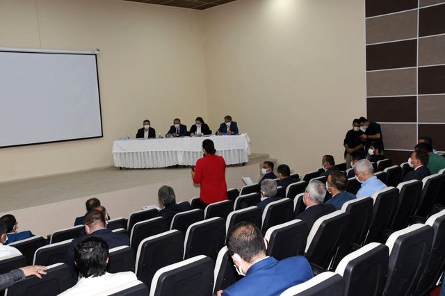 vali cuhadar protokol uyeleri tut ve besni 2 14127540 o
