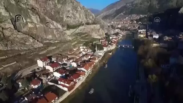 Vali Masatlı: 'Son 10 günde vaka sayılarımızda yüzde 50 azalma oldu' Vali Masatlı: 'Son 10 günde vaka sayılarımızda yüzde 50 azalma oldu'