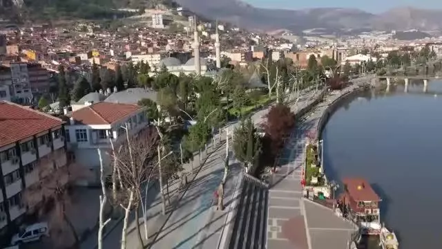 Vali Masatlı: 'Son 10 günde vaka sayılarımızda yüzde 50 azalma oldu' Vali Masatlı: 'Son 10 günde vaka sayılarımızda yüzde 50 azalma oldu'