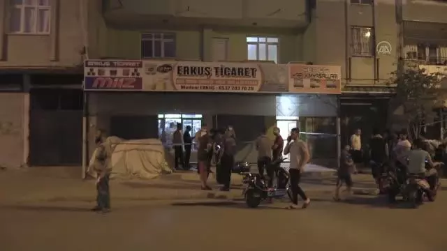 Yüreğir'de bir kişi evinde ölü bulundu Yüreğir'de bir kişi evinde ölü bulundu